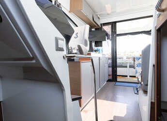 Louer bateau à moteur à Marina Frapa - Antares 11 OB