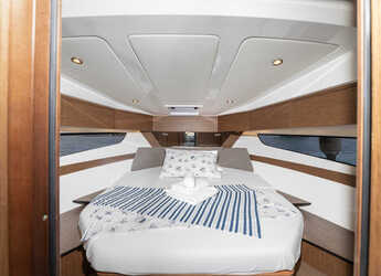 Louer bateau à moteur à Marina Frapa - Antares 11 OB