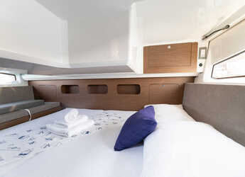 Louer bateau à moteur à Marina Frapa - Antares 11 OB