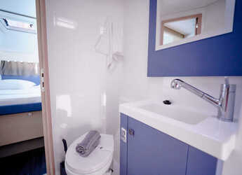 Chartern Sie katamaran in Nea Peramos - Astréa 42