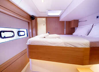 Rent a catamaran in Nea Peramos - Bali 4.8 