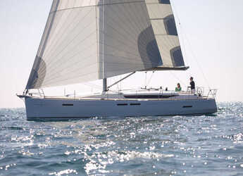 Rent a sailboat in Rhodes Marina - Sun Odyssey 449