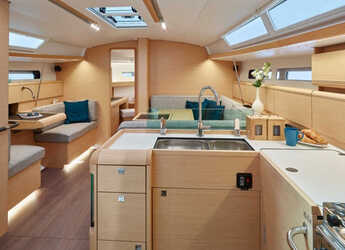 Rent a sailboat in Rhodes Marina - Sun Odyssey 449