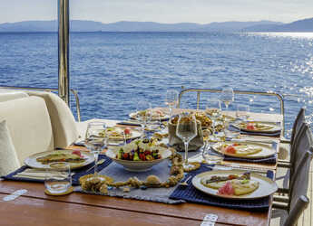 Alquilar catamarán en Nea Peramos - Lagoon 55 5cab