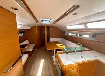 Chartern Sie segelboot in Marina di Salivoli - Sun Odyssey 449