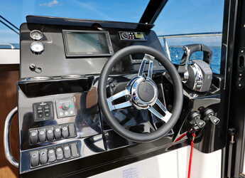 Noleggiare motorboat in Marina Tankerkomerc - Merry Fisher 1095