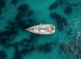 Rent a sailboat in Marina Hramina - Dufour 41 - 3 cab.