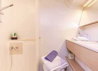 Rent a sailboat in Marina Hramina - Dufour 41 - 3 cab.