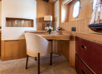 Louer bateau à moteur à Ibiza Magna - Dalla Pieta 80