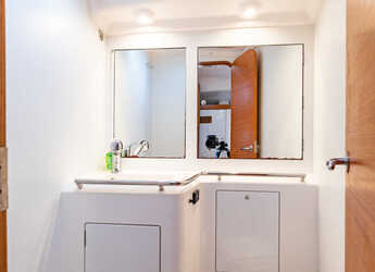 Alquilar velero en Marina Kremik - Xp 44