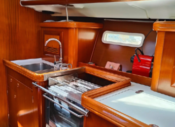 Alquilar velero en Marina Delta Kallithea - Oceanis Clipper 393