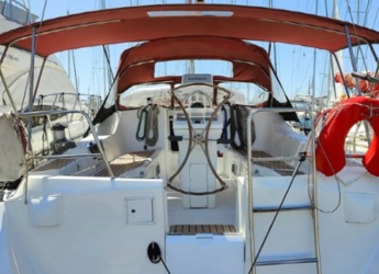 Alquilar velero en Marina Delta Kallithea - Oceanis Clipper 393