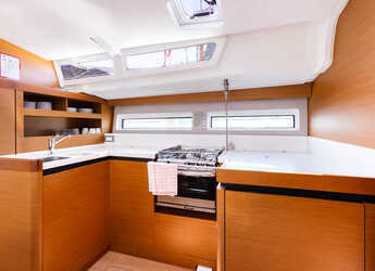 Alquilar velero en Marina Benitses - Sun Odyssey 490 4 cabins