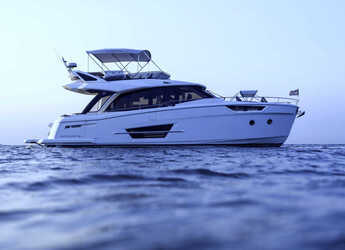 Chartern Sie yacht in Baska Voda - Greenline Hybrid 45 Fly