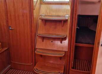 Rent a sailboat in Volos - Bavaria 39 Cruiser