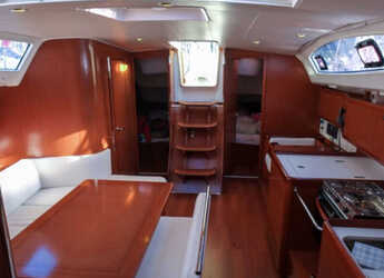 Chartern Sie segelboot in Adaköy Marina - Oceanis 43