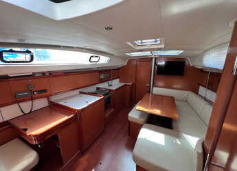 Rent a sailboat in Adaköy Marina - Oceanis 40