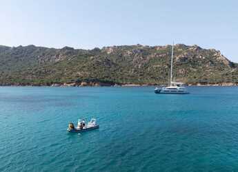 Rent a catamaran in Port of Mahe - Lagoon Seventy 7