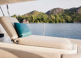 Rent a catamaran in Port of Mahe - Lagoon Seventy 7