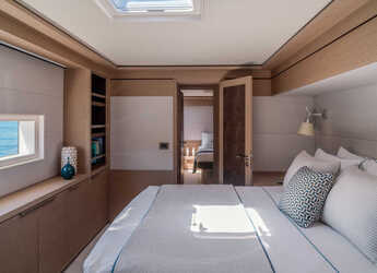 Rent a catamaran in Port of Mahe - Lagoon Seventy 7