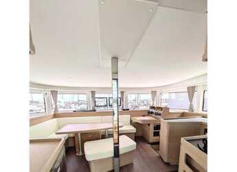 Rent a catamaran in Port of Mahe - Lagoon 42