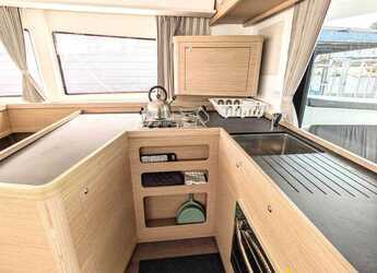 Rent a catamaran in Port of Mahe - Lagoon 42