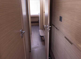 Rent a catamaran in Marina Bas du Fort - Lagoon 46 