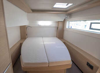 Rent a catamaran in Marina Bas du Fort - Lagoon 46 