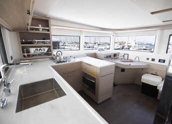 Rent a catamaran in Marina Bas du Fort - Lagoon 46 