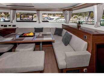 Alquilar catamarán en Lavrion Marina - Lagoon 46