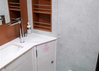 Louer voilier à Yes marina - Bavaria C42