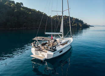 Louer voilier à Yes marina - Bavaria C42