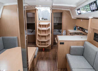 Louer voilier à Yes marina - Bavaria C42