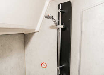 Louer voilier à Yes marina - Bavaria C42