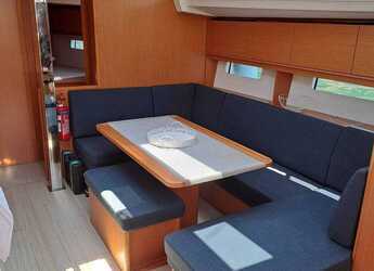 Rent a sailboat in Marina Sivota - Bavaria C46