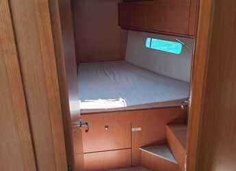 Rent a sailboat in Marina Sivota - Bavaria C46