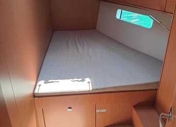 Rent a sailboat in Marina Sivota - Bavaria C46