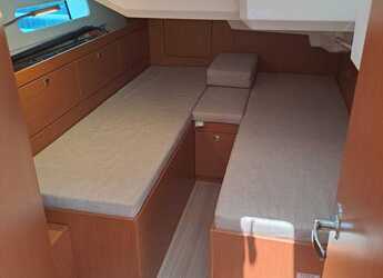 Rent a sailboat in Marina Sivota - Bavaria C46