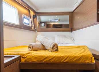 Rent a catamaran in Marina Tourlos - Lagoon 450 Fly