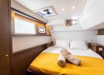 Rent a catamaran in Marina Tourlos - Lagoon 450 Fly