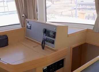 Alquilar catamarán en Lavrion Marina - Lagoon 42