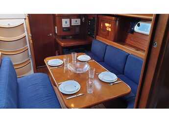 Rent a sailboat in Nikiti - Beneteau 50