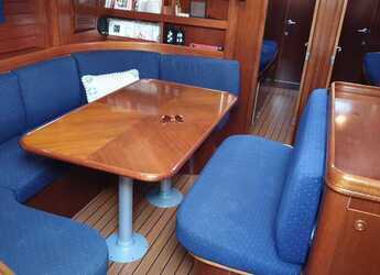 Rent a sailboat in Nikiti - Beneteau 50