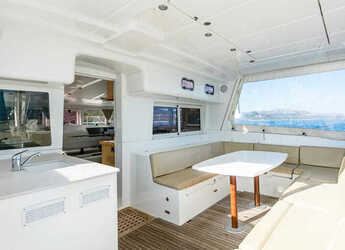 Rent a catamaran in Marina di Portisco - Lagoon 440