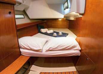 Alquilar velero en Marina Delta Kallithea - Oceanis Clipper 393