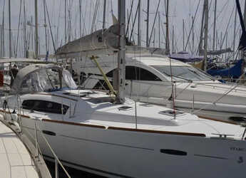 Rent a sailboat in Ormos Panagias - Oceanis 43