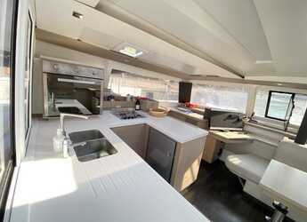 Louer catamaran à Yes marina - Astréa 42