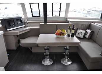 Alquilar catamarán en Marina Delta Kallithea - Astréa 42