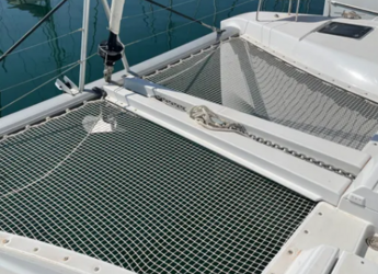 Rent a catamaran in Alimos Marina - Lagoon 46 - 4 + 2 cab.