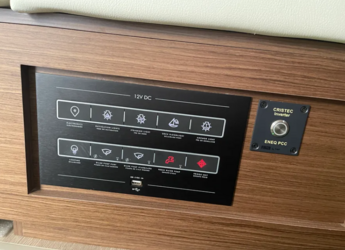 Rent a catamaran in Alimos Marina - Lagoon 46 - 4 + 2 cab.